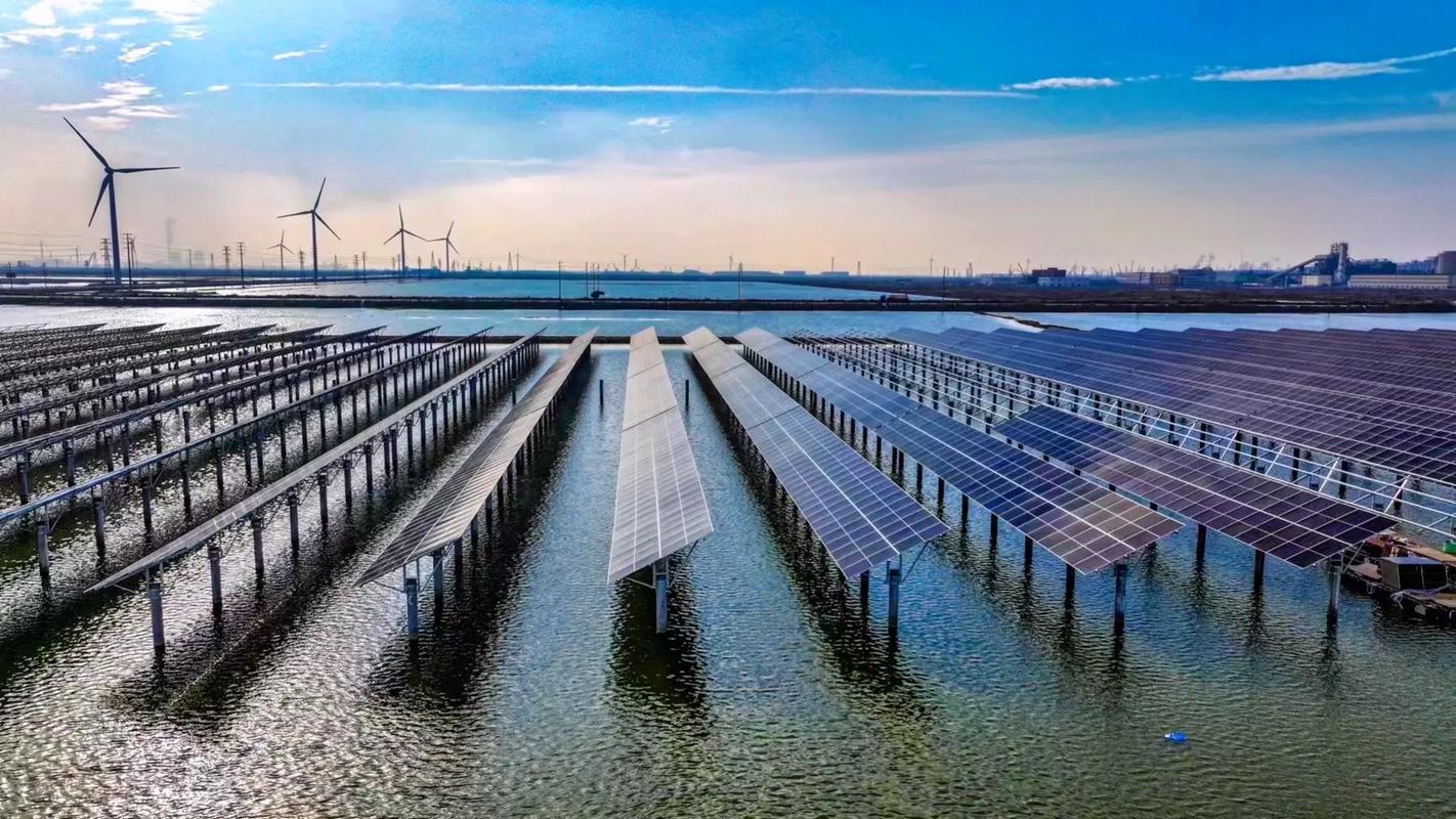 中國華能福建漳浦東坂 80MW漁光互補光伏電站